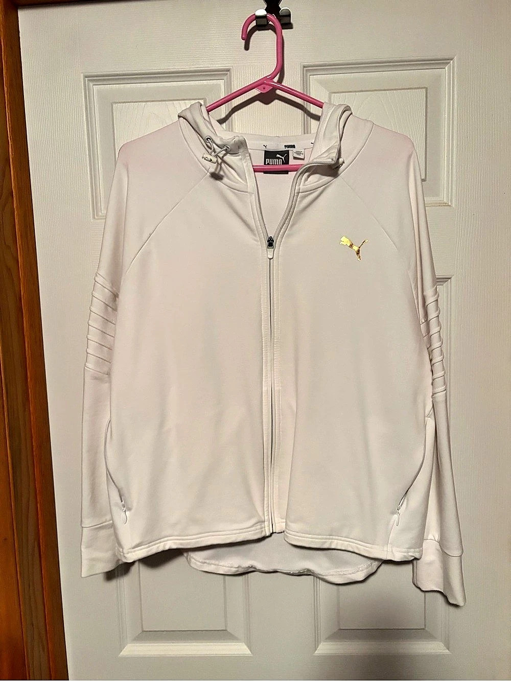 Puma Essentials Full-Zip Hoodie in white
